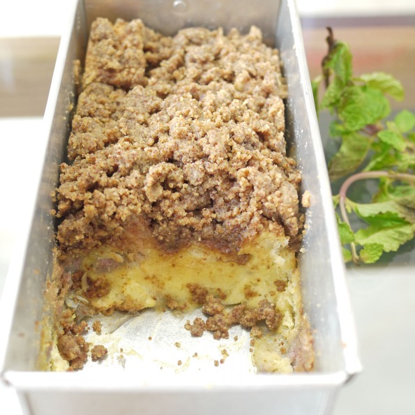 bread pudding with brown sugar crumbles 2